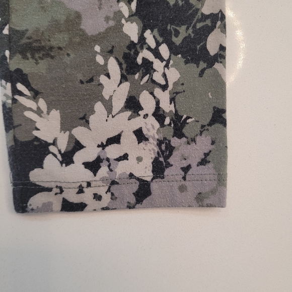 Aeropostale Leggings - women's size Large - Picture 8 of 12